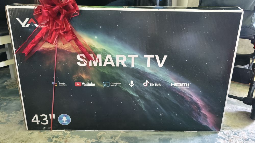 Продам новый  Телевизор Yasin  smart tv с диагональю экрана 110 см