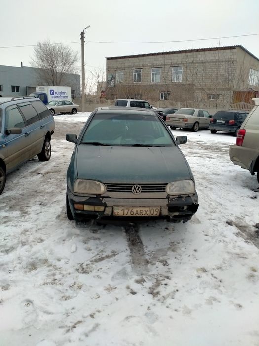 Продам гольфа каждый день на ходу