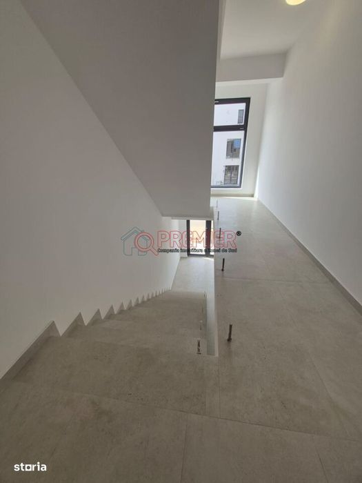 Bragadiru - Garsoniera cu loc parcare inclus la cheie - Video Real