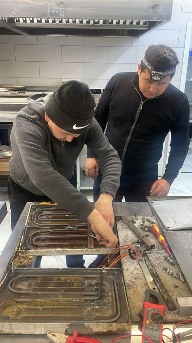 Электрик 24/7 любой сложности 

- Замена электрики под