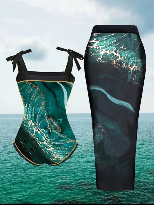 Цял бански и парео.