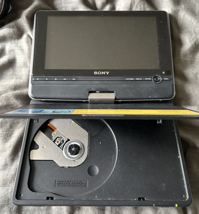 Sony Portable DVD Player DVP-FX810