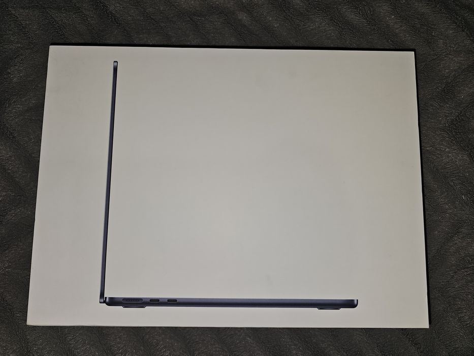 Apple MacBook Air 13" M4, 16GB