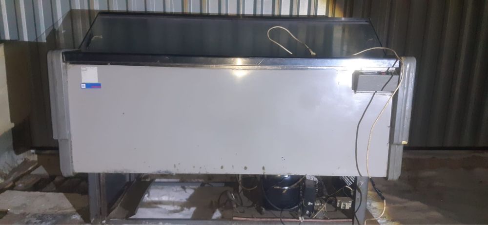 Продам морозильную камеру