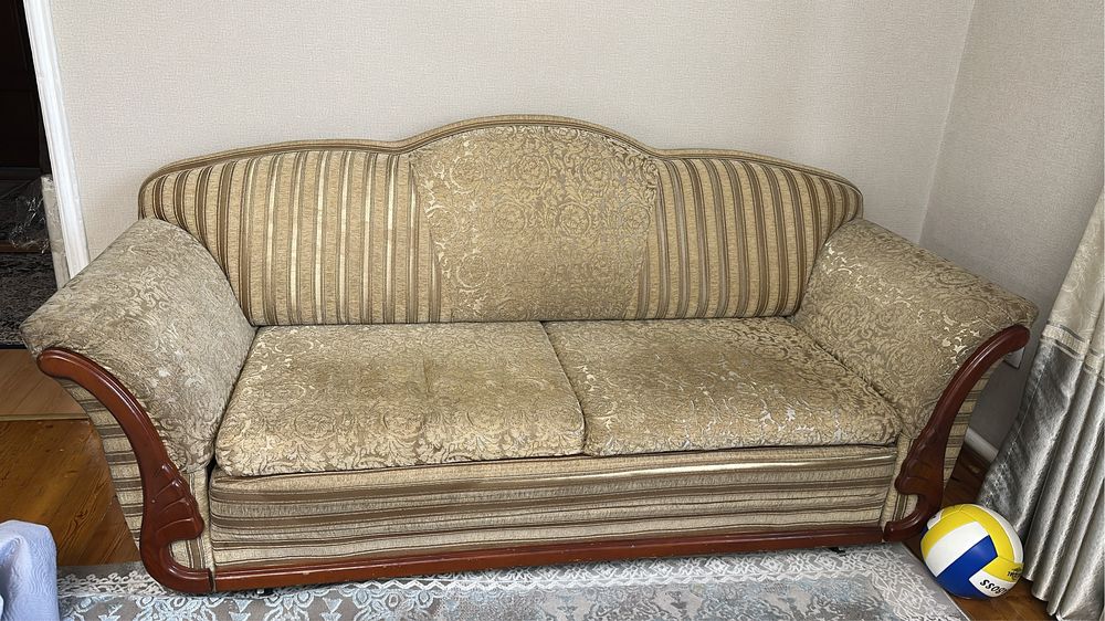 Продам 2 (два) дивана