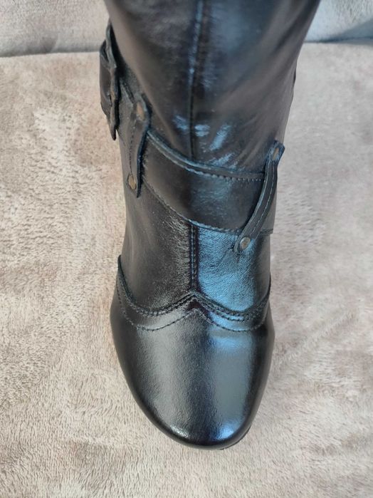 Български нови кожени боти