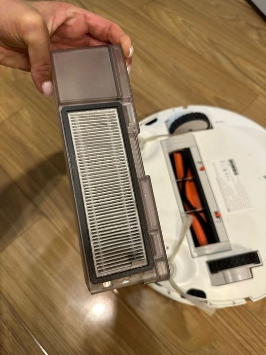 Робот пылесос Xiaomi Mi Robot Vacuum-Mop Essential