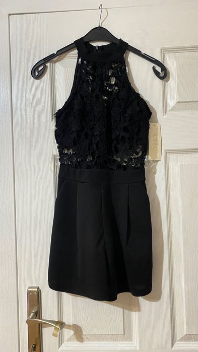 черен къс гащеризон