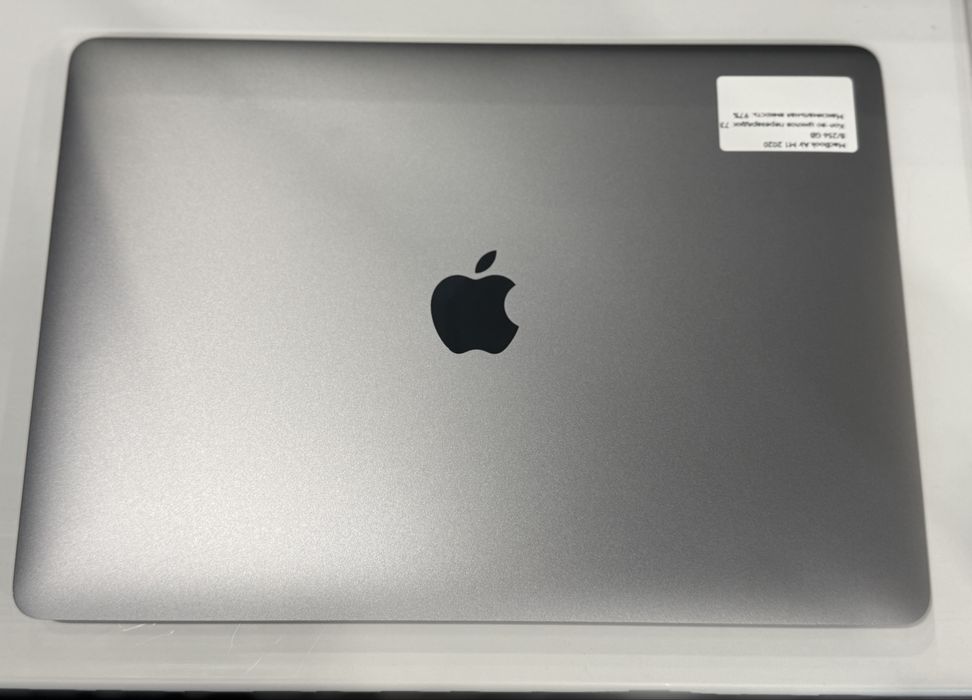 MacBook Air M1 2020