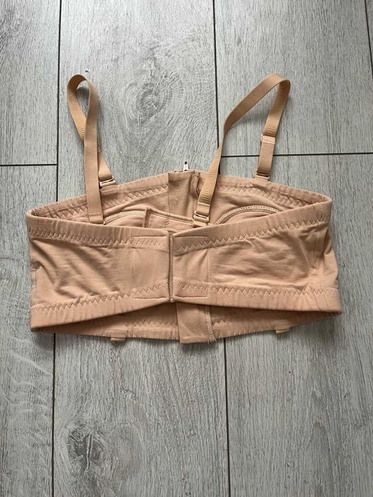 Vand sutien/bustiera pentru sustinere cupe pompa