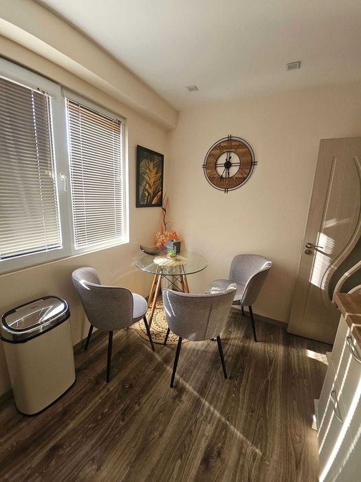 Продава се Тристаен апартамент в Казанлък - 91 кв.м за 1681 €/кв.м - Снимка #4