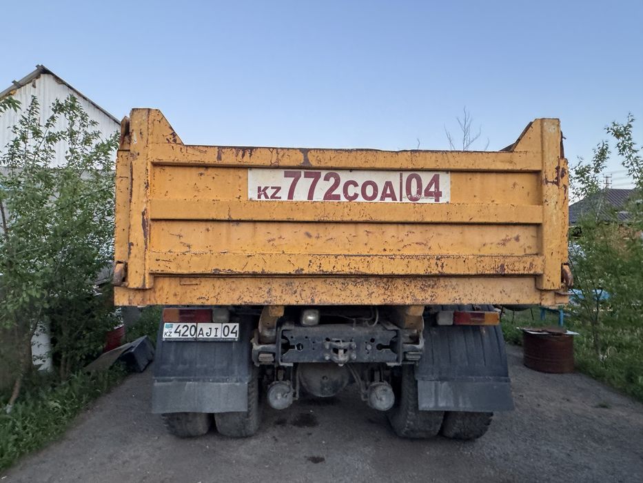 Продам грузовой маз 5551