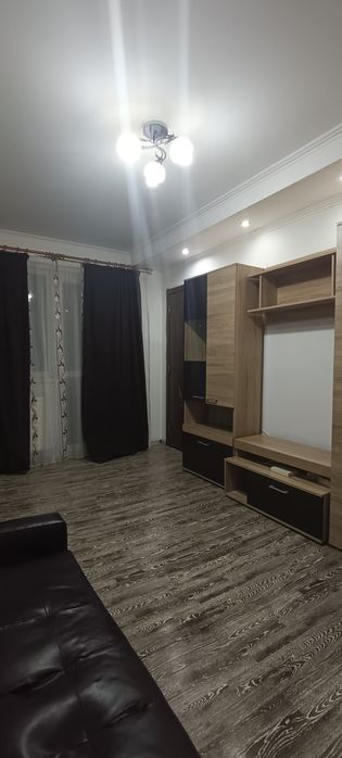 Închiriez apartament 2 camere