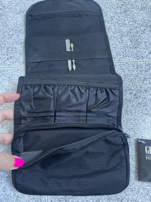 Несесер за маникюр