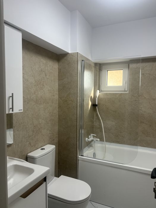 Inchiriez apartament 3 camere zona Eden