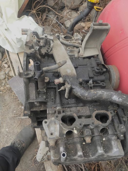 Продам двигатель Субару  2,0 литра