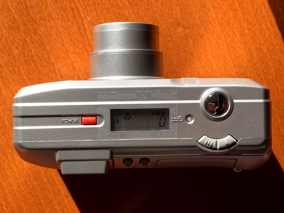 Чисто нов! Лентов Фотоапарт Skina Zoom 60 Wide