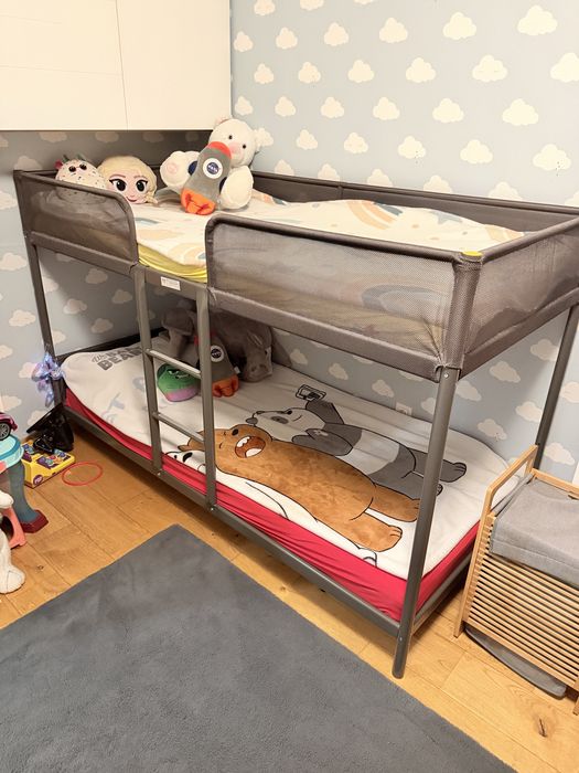 Двуетажно легло - не е използвано с матраци