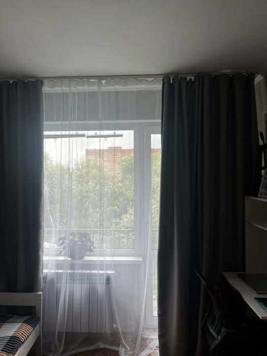 Продам шторы в отличном состояний