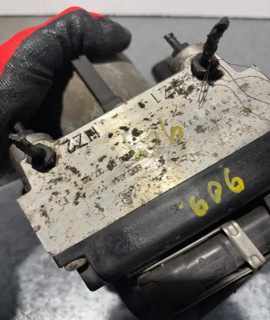 Pompa ABS Audi A4 1996 1.9 TDI MT (110 hp)