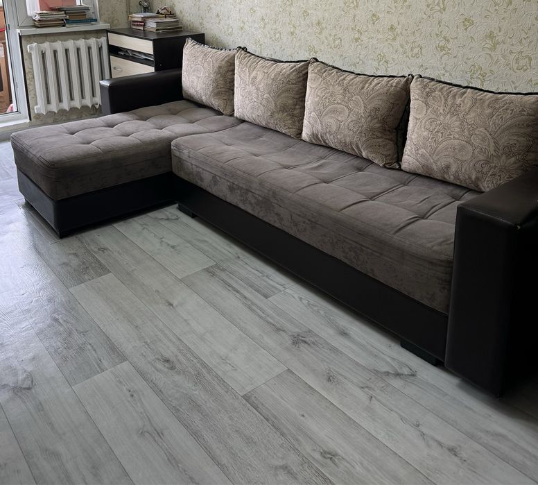 Диван для гостиной