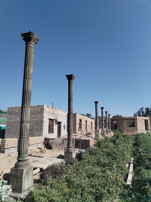 Rim ustuni qoliplari  sotuvda quyib berish xizmadi xam bor