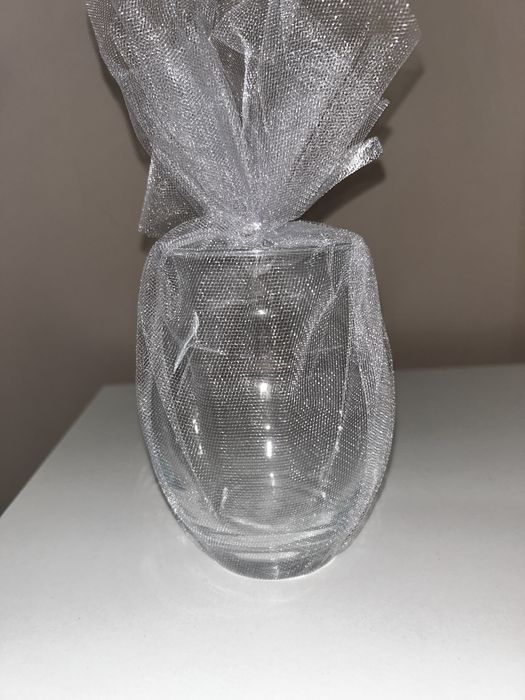 Продаю новую вазу