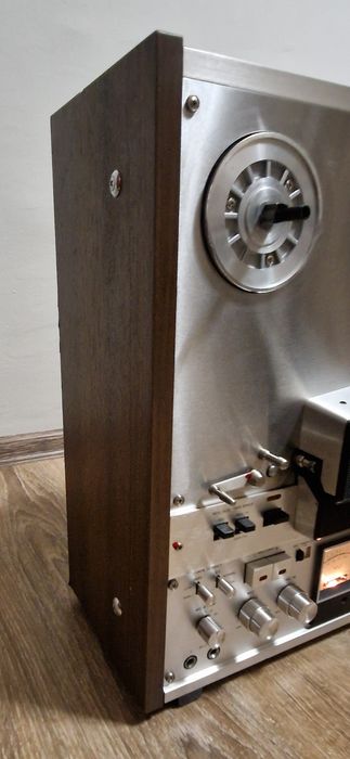 Ролков магнетофон Sony TC755