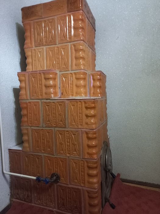 Sobă teracotă utilizată pe gaze timp de un an