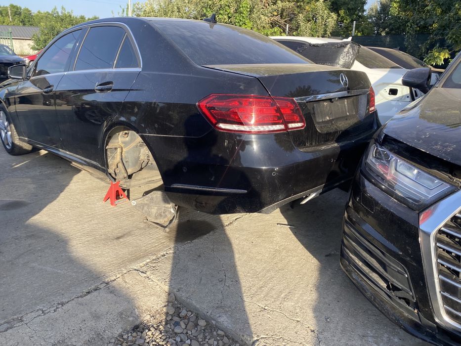 Aripă stânga spate Mercedes W212 Facelift