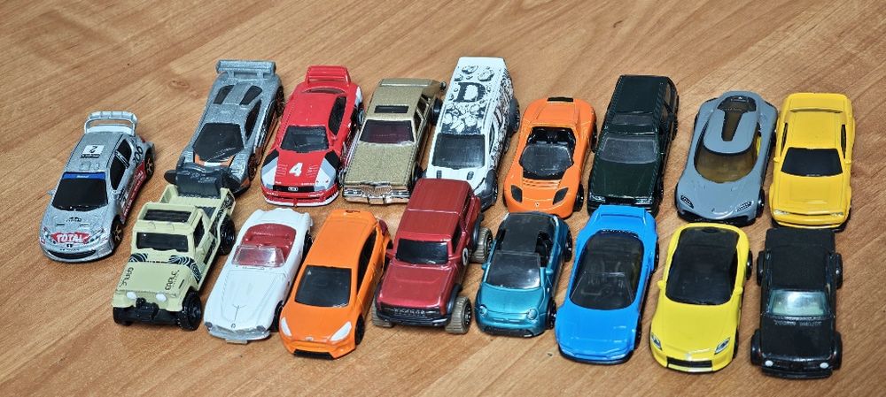 Продам hot wheels