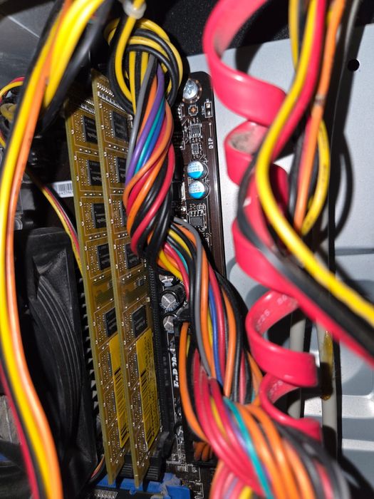 Компьютер со всеми комплектующими