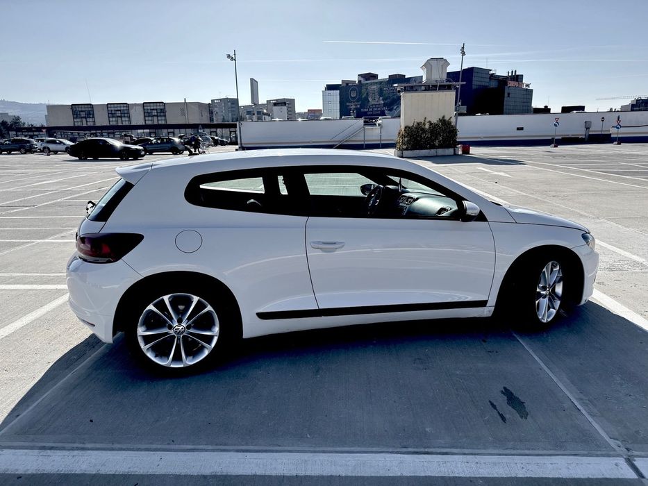 Volkswagen Scirocco 2010 benzină, 7.546 € — imagine 4