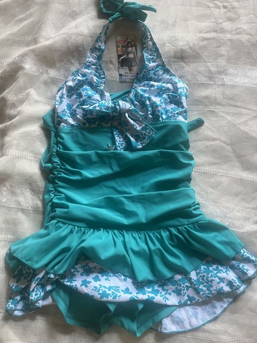 Продам купальник