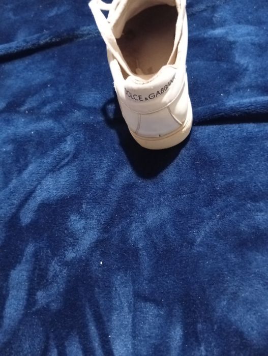 Vînd teniși Dolce Gabbana originali piele naturală