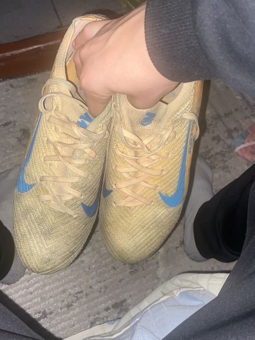 Бутсы 42размер маломерка