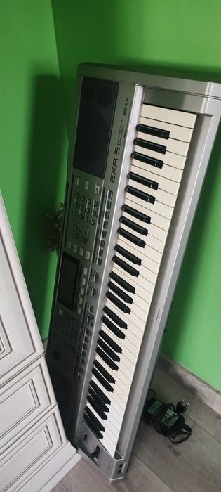 Roland EXR-5 orga