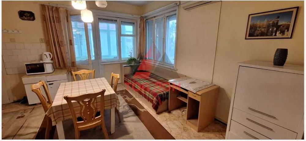 Дава се под наем Тристаен апартамент в Варна, ВИНС - 80 кв.м за 510 € - Снимка #3