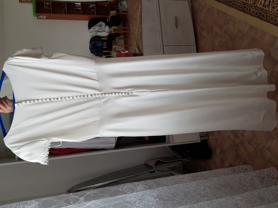 Продается Шикарное платье