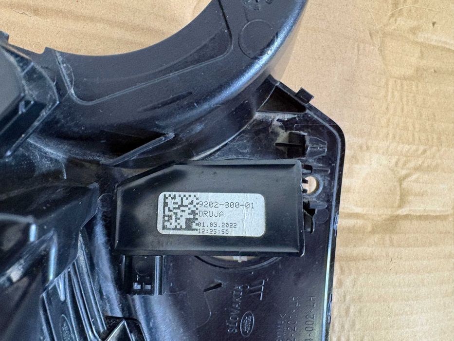 Capac semnal led camera oglinda stanga Range Rover Evoque dupa 2018