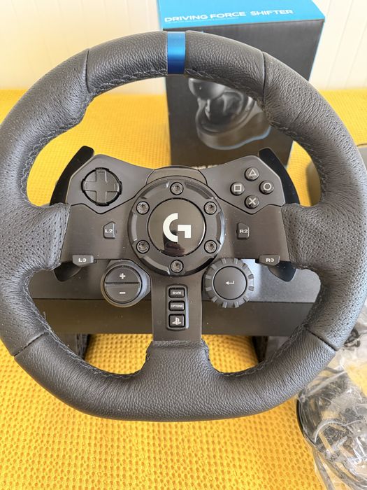 COMBO Volan Logitech G923 PS4/PS5/PC