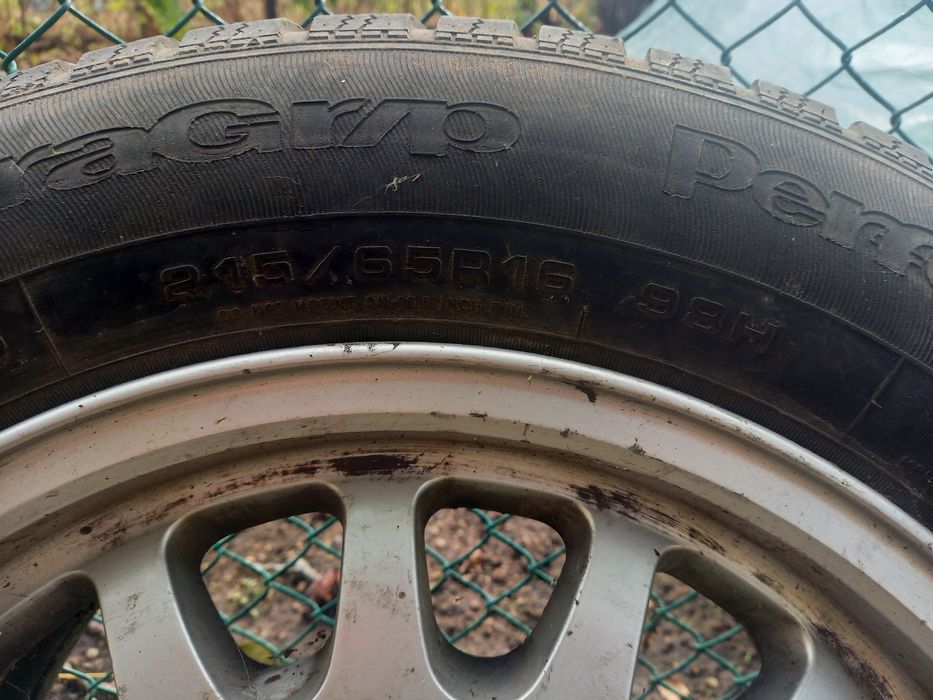 BMW E 38 гуми,джанти и теглич