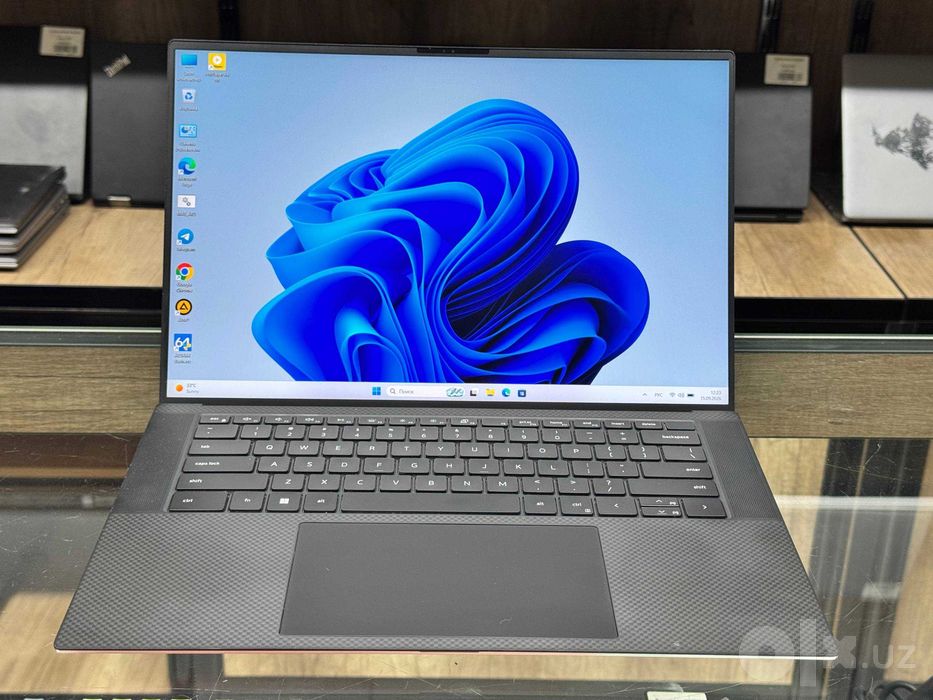 DELL XPS 15 9520 Core i7-12700H ram 16 ssd 512 NVIDIA RTX 3050 4Gb