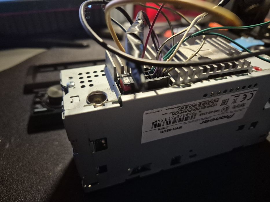 Pioneer MVH-08UB usb/aux