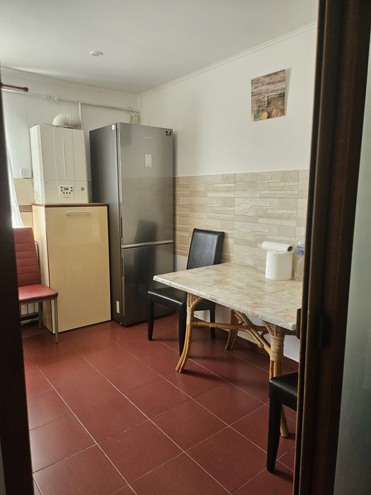Închiriez apartament navodari