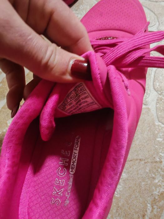 Маратонки sketchers