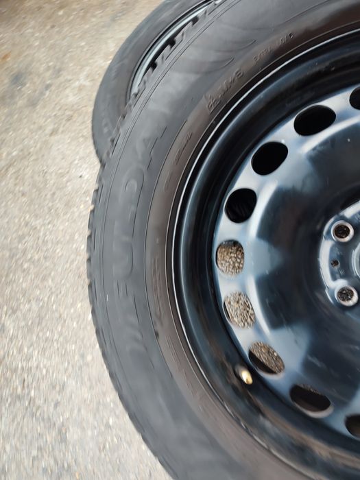 16" 2броя железни джанти с гуми са Vw Passat.