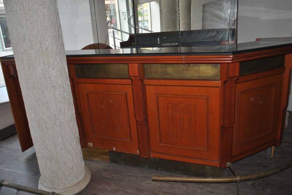 РАЗГЛОБЯЕМ БАР-ПЛОТ УДОБЕН И ПРАКТИЧЕН