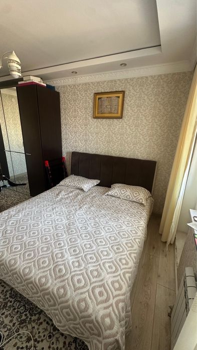 Кровать для спальни