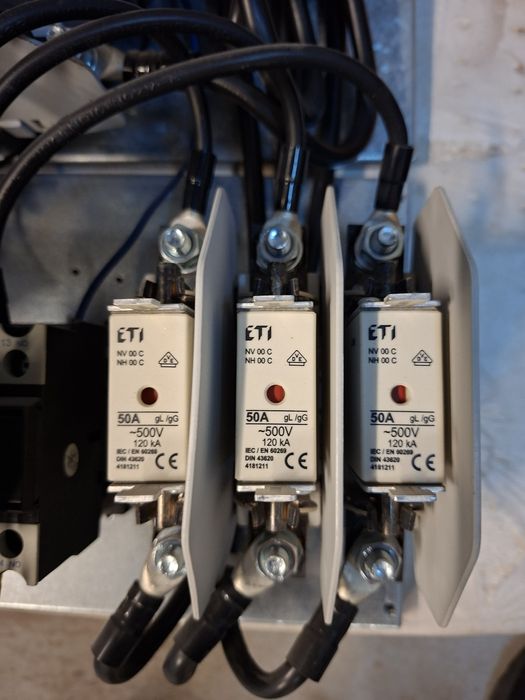Compensarea Energie Reactiva Baterie Condesatoare Automata Ducati